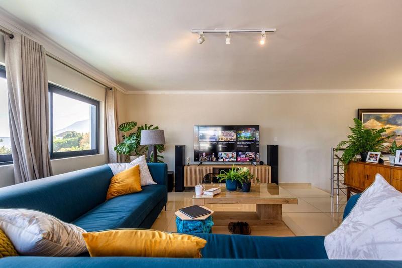 To Let 3 Bedroom Property for Rent in Camps Bay Western Cape